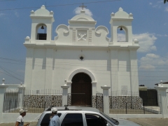 2013 04 Parroquia Sta. Cat. Martir - Iglesia Catolica (1)